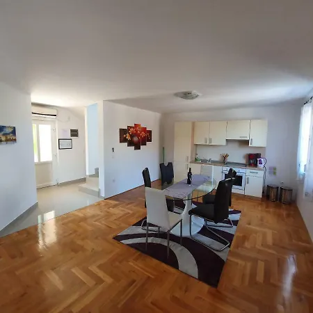 Apartment Dubravka 1